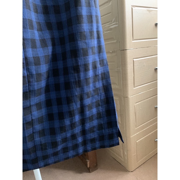 Chân váy caro dáng dài xanh dương