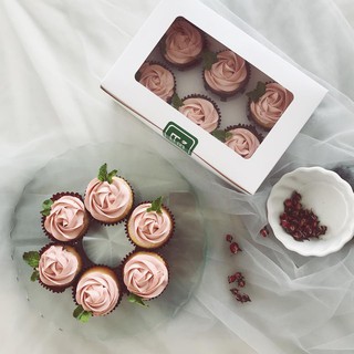 Hộp Bánh cupcakes ( 6 Bánh )/ 10 hộp