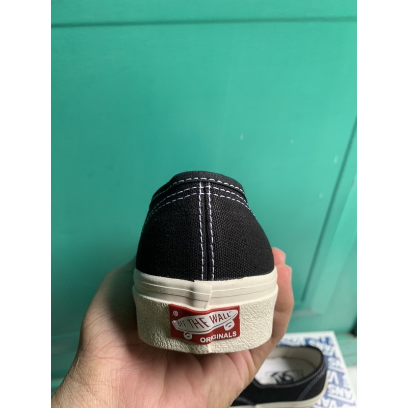 Giày  Đen Classic Thắt Dây Thể Thao Nam Nữ chuẩn 1:1 | BigBuy360 - bigbuy360.vn