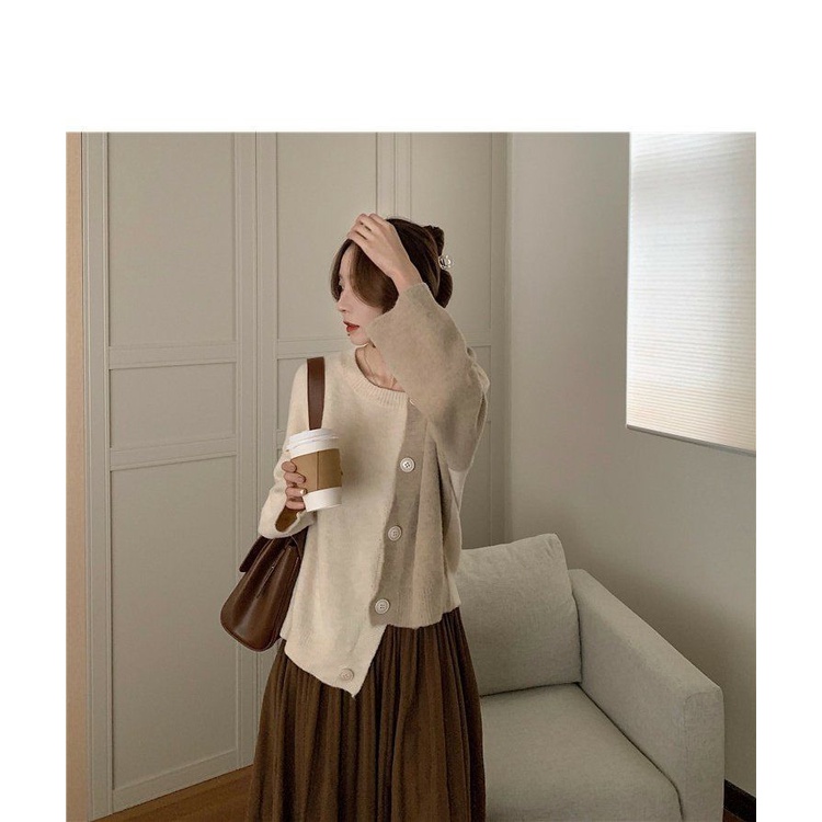 Áo len dài tay màu sắc thời trang nữ tính