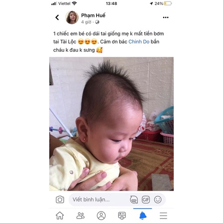 Khuyên bấm lỗ tai cho bé