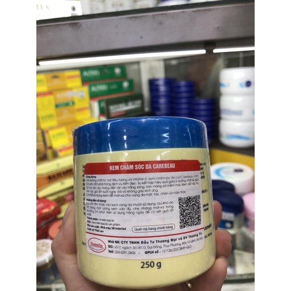 Kem Dưỡng Thể Vitamin E Carebeau 250g-màu vàng