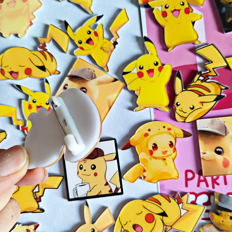 Huy Hiệu Pin Cài Áo Balo PIKACHU