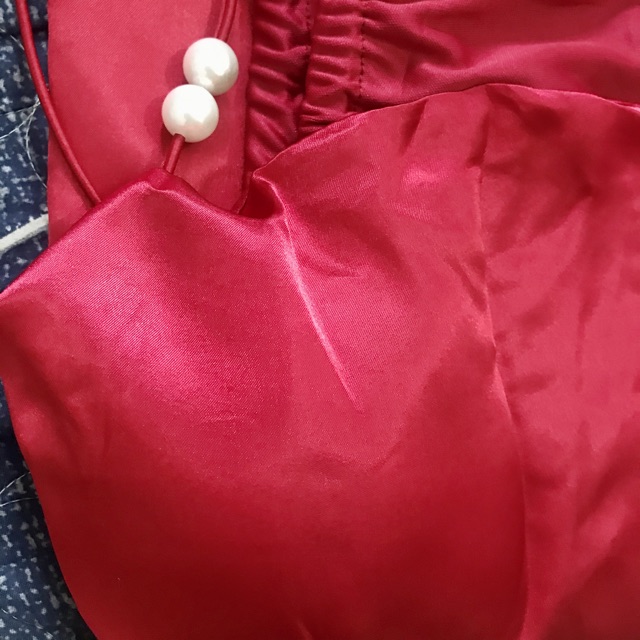 Đầm phi xẻ hai dây đính ngọc kèm mút và kèm quần