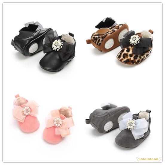 Giày boot giữ ấm trong mùa đông cho bé gái từ 0-18 tháng tuổi