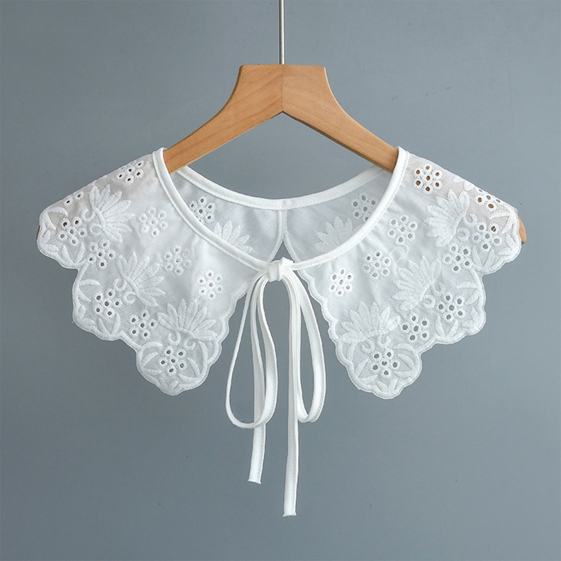 Khăn Choàng Cổ Thêu Họa Tiết Chiếc Lá Xinh Xắn Dành Cho Nữ