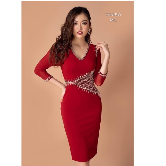 Đầm body cổ tim eo kết cườm hàng thiết kế