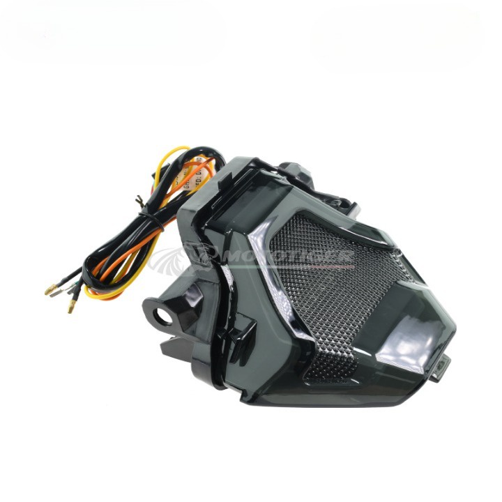Đèn Hậu TST Malaysia Tích Hợp Xi Nhan Cho YAMAHA EXCITER 150i, R3, R25, MT-03, MT-25, MT07 mẫu 2