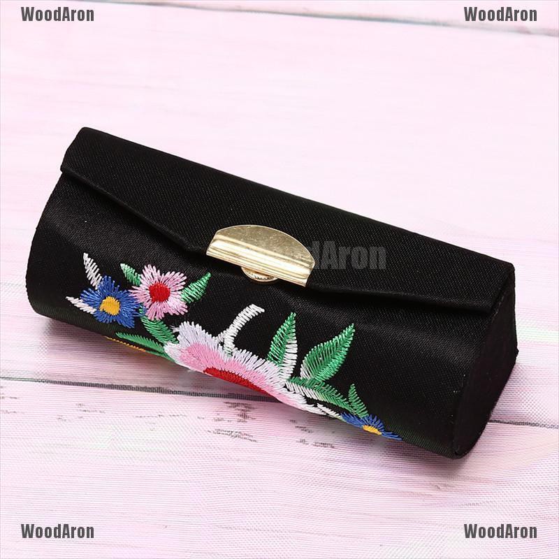 (hàng Mới Về) Giá Đỡ Son Môi Bằng Gỗ Họa Tiết Hoa Kèm Gương Tiện Dụng | BigBuy360 - bigbuy360.vn