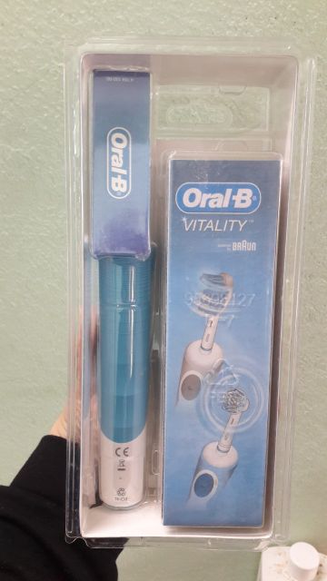 Bàn chải điện Oral B của Úc