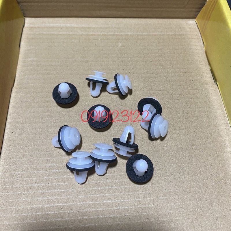 Set 10/20/50/100 Đinh kẹp bằng nhựa bền tiện lợi dành cho nội thất xe hơi