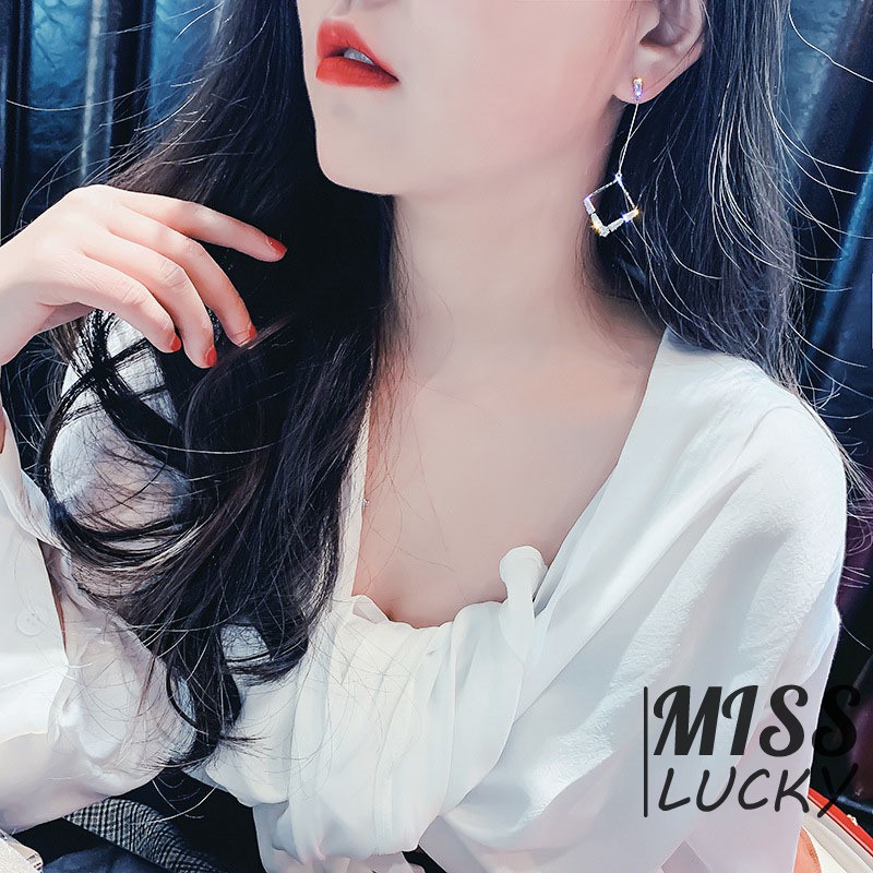 Khuyên tai nữ kiểu dáng hình học thời trang cá tính