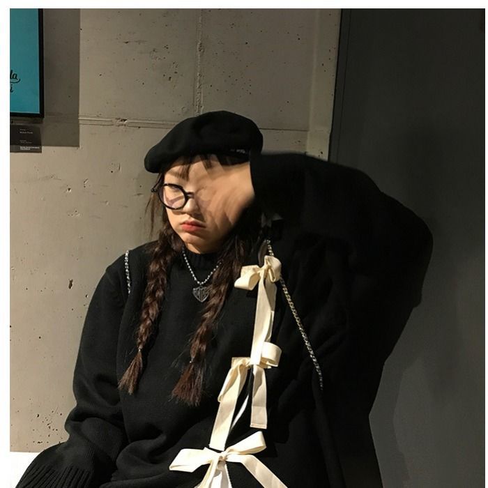 Áo Sweater Dáng Rộng Màu Đen Phối Nơ Phong Cách Hàn Quốc Thời Trang Xuân Thu Cho Nữ 2021