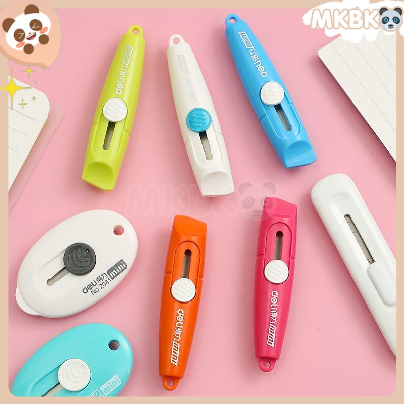 🐼 MKBK 🐼 【1 PC】 Dao tiện ích dao mini Dao Rọc Giấy Bỏ Túi Mini móc khoá cute anime In Họa Tiết Hoạt Hình chất lượng cao Tiện Lợi Cuộn Rút dụng cụ mở thùng carton trang trí di động