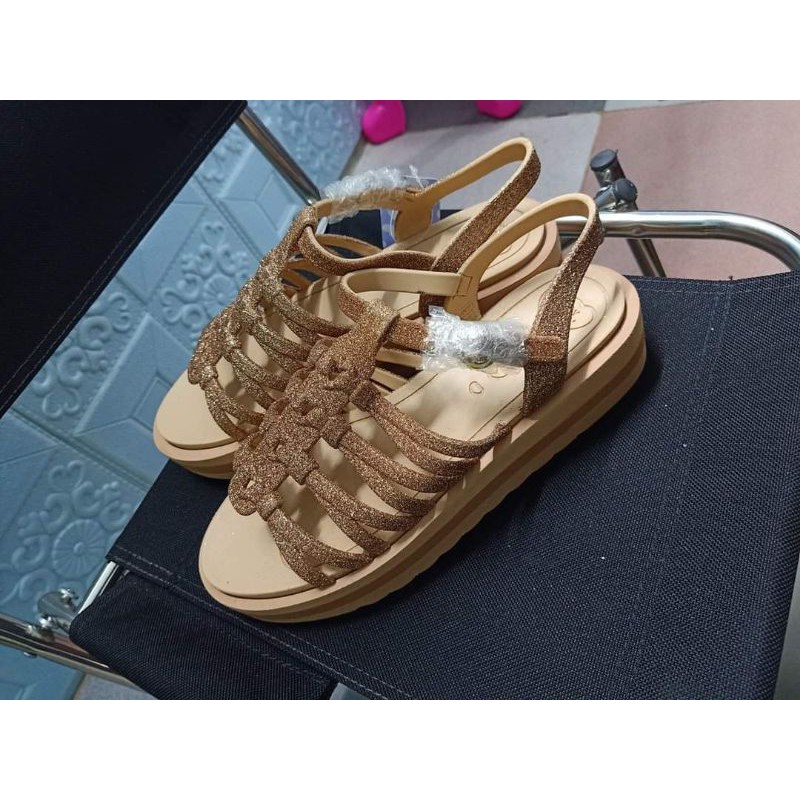 Sandal Auth Sale