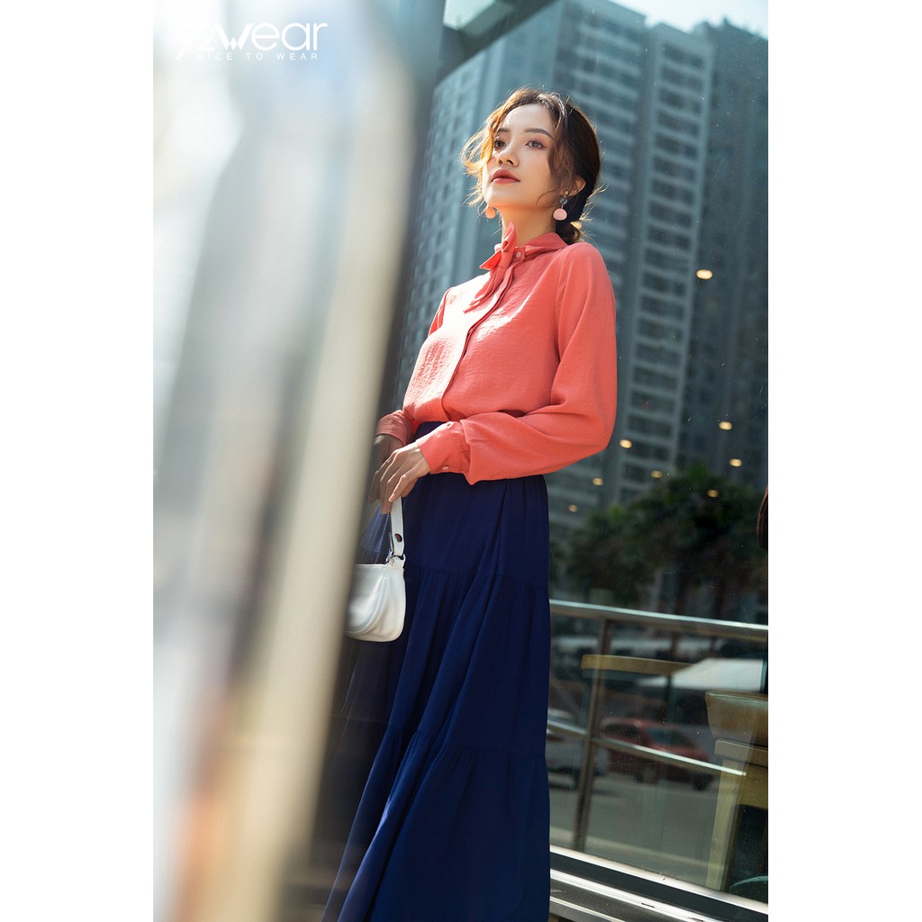 Áo sơ mi nữ kiểu dáng thanh lịch vải lụa dài tay có nơ ASW0624 - 92WEAR | BigBuy360 - bigbuy360.vn