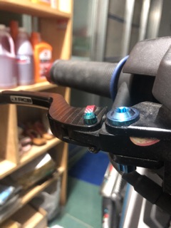 Óc titanium gr5 5li 2 phân giá 1 con