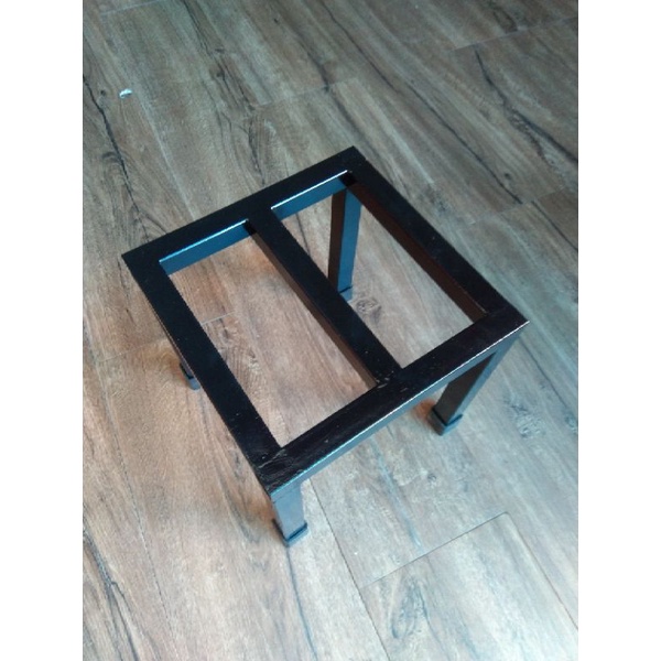 Kệ Vuông kê chậu hoa, cây cảnh kích thước 20cmx20cm. cao 20cm. hộp sắt 20*20mm