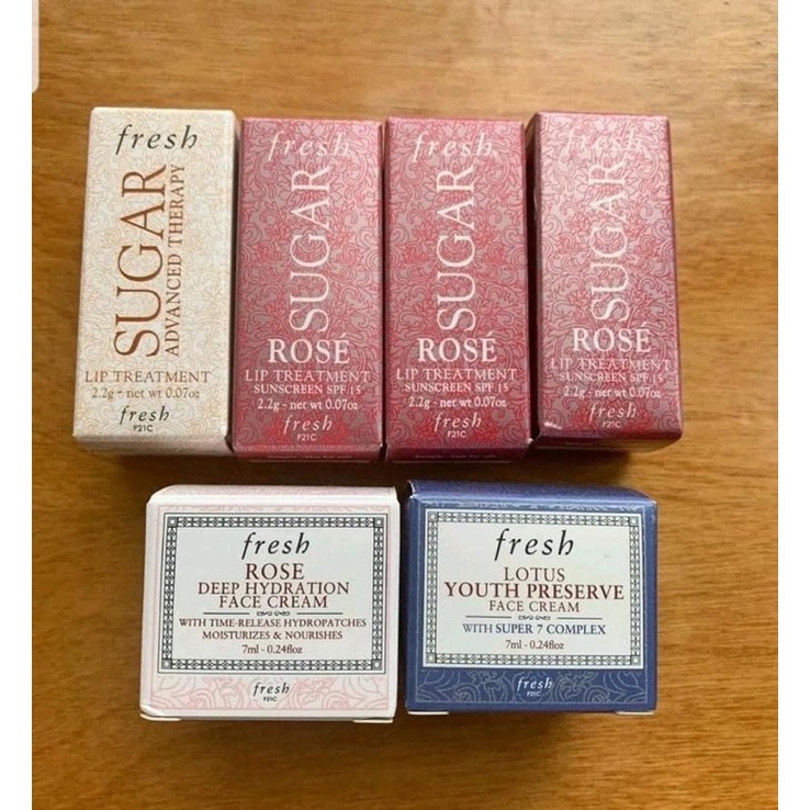 Son dưỡng môi Fres