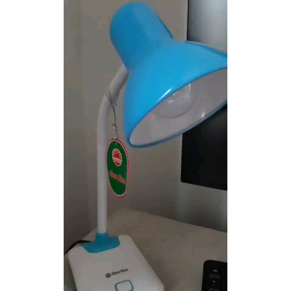 Đèn bàn bảo vệ thị lực Rạng Đông LED 5W - màu xanh