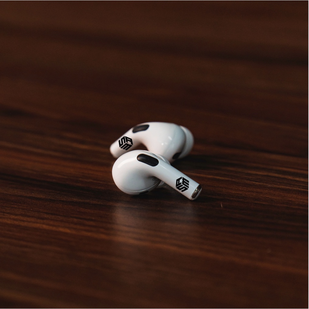 Tai Nghe Gaming Bluetooth APro - Chính Hãng ZUZG - Thế Hệ Pro Cao Cấp – Chống Ồn - Cảm Ứng Đa Điểm - Đổi Tên - Định Vị