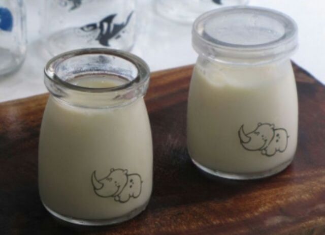 SET 12 HŨ THỦY TINH CÓ HÌNH LÀM SỮA CHUA-CARAMEN-FLAN