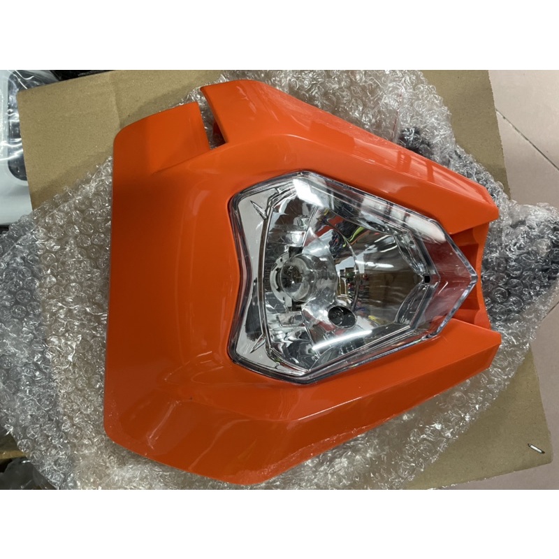 Đầu đèn xe cào cào