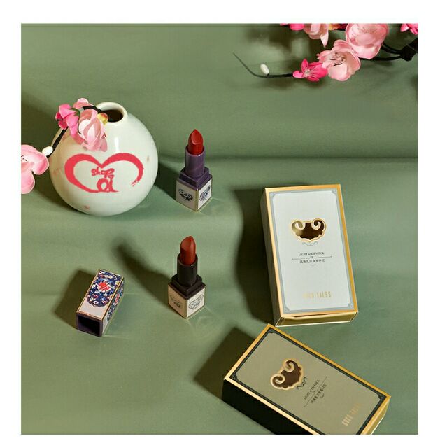 Son thỏi đậm nét hoa văn cổ trang Condensation Light of Lipstick Gogo Tales | BigBuy360 - bigbuy360.vn