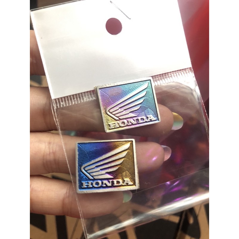 Tem titan logo Honda