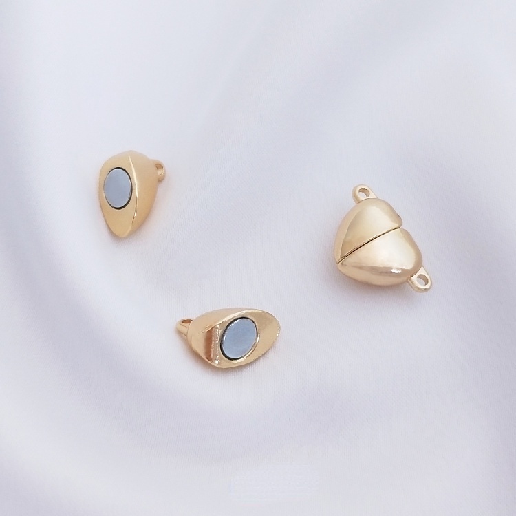 Khóa Nam Châm Hình Trái Tim 14K Màu Xanh Dương Độc Đáo