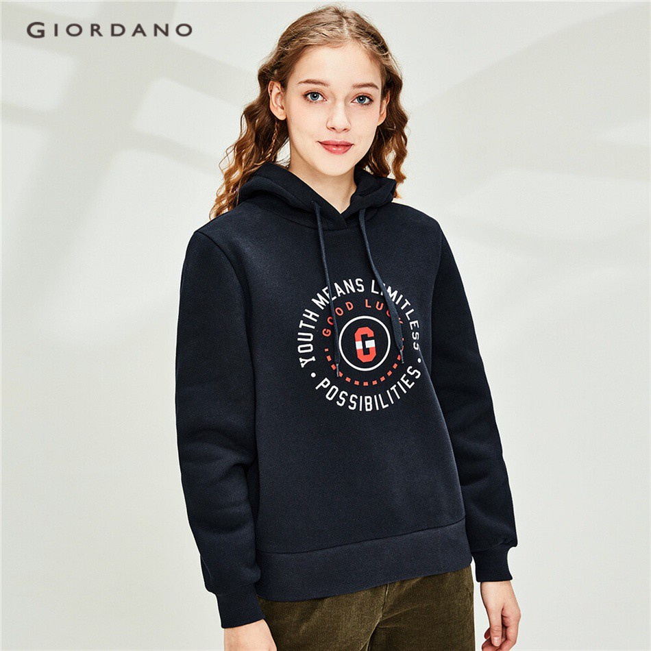 GIORDANO WOMEN Printed letter fleece-lined hoodie 13390710