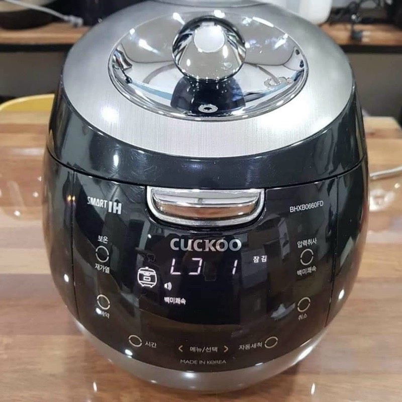Nồi cơm Cuckoo CRP-BHXB 0660FD/FB 1.08L. NỒI CƠM ĐIỆN CAO TẦN CUCKOO CRP-BHXB0660FD 1.08LBẢO HÀNH 24 THÁNG HÀNG NỘI ĐỊA
