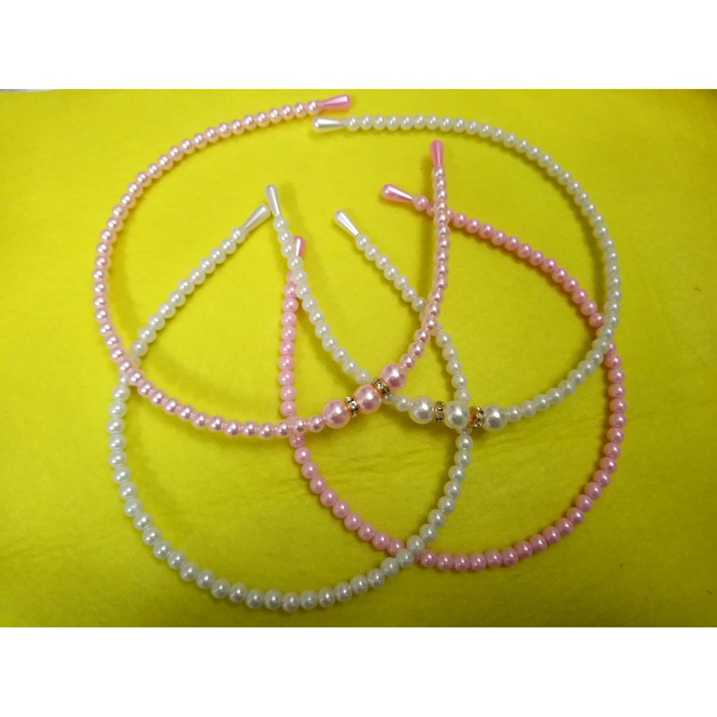 combo 4 cây cài tóc thời trang y hình . hình shop tự chụp. hàng đẹp hơn hình nha các bạn. Giá 55k 4 cây.