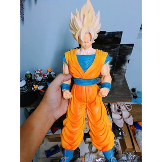 Mô hình Son Goku siêu saiyan Dragon ball loại siêu to