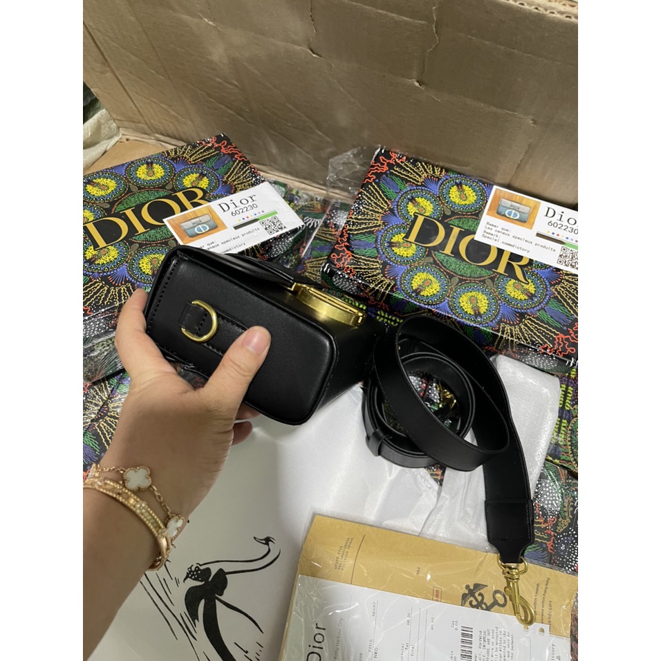 Túi đeo chéo chữ CD size 18cm fullbox dây bản to