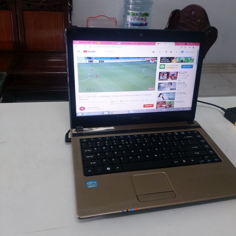 Laptop cũ giá rẻ văn phòng thanh lý đầy đủ phụ kiện đang sử dụng bình thường