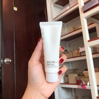 Sữa Rửa Mặt dưỡng trắng và làm sạch Sum 40ml
