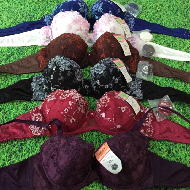 Sale  áo Lovely mút mỏng 
