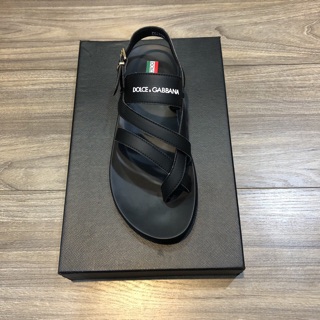 Dép sandal quai chéo
