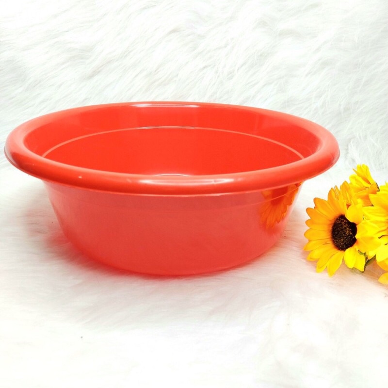 Thau nhựa thái Tân thành nhiều màu