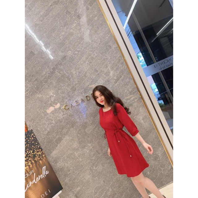 ĐẦM ĐỎ CỘT NƠ EO (VỀ LẠI)