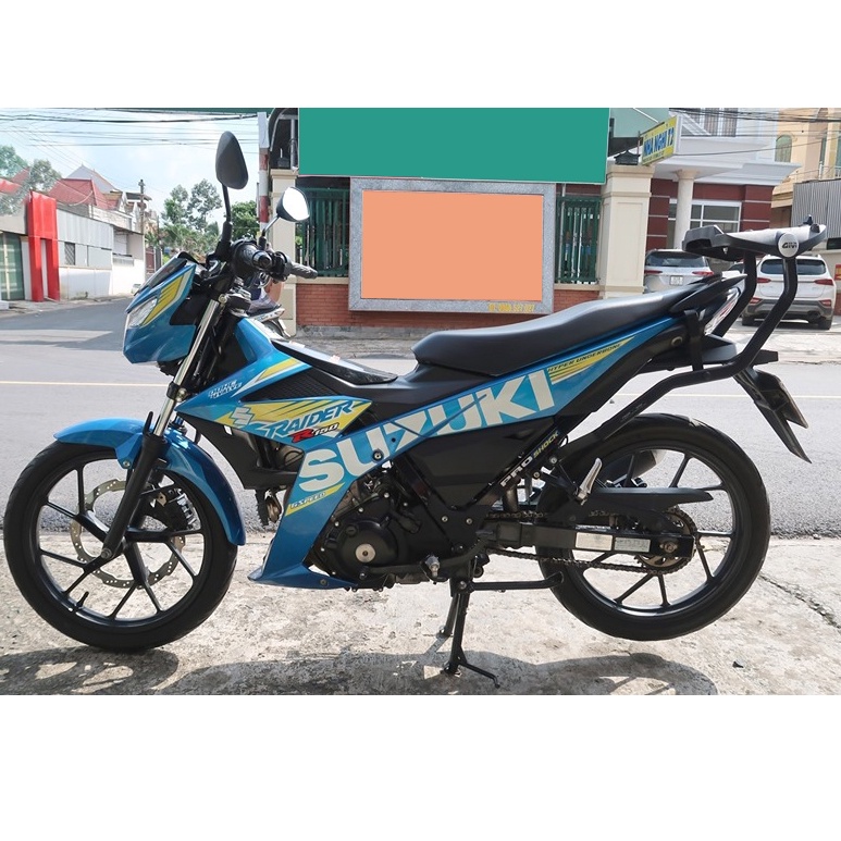 Baga Givi HRV Raider 150 / Belang R150 chính hãng cho xe chịu lực cao bao gồm đế gắn thùng