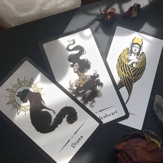 Bộ bài Witches of Legend Oracle