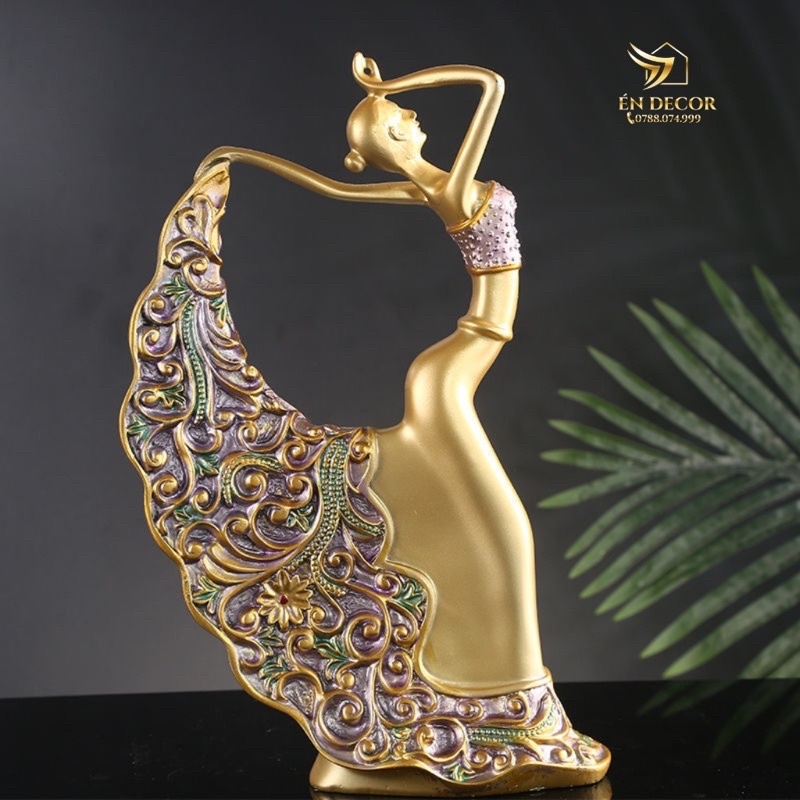 Đôi Nam nữ, Cô Gái Trang Trí Nhà Cửa, Trang trí tủ kệ, Decor nhà đẹp, Én Decor