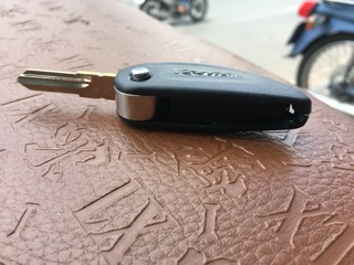 Phôi chìa khoá vespa 946