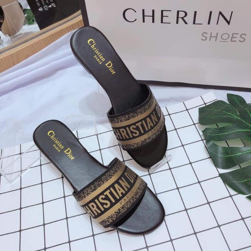 Dép quai ngang Dior