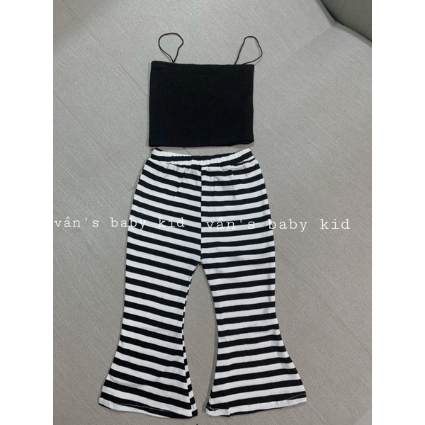 Set áo yếm hở lưng quần loe bé gái