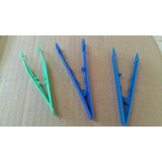 Kẹp nhựa tập gắp pompom( cái)