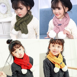 Khăn choàng cổ dệt kim phối banh xù dễ thương cho bé gái