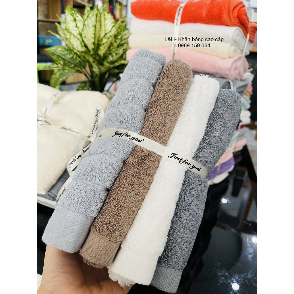 Sét 4 khăn tắm xuất dư, kt 40*80. Sợi cotton mềm mịn, thấm nước